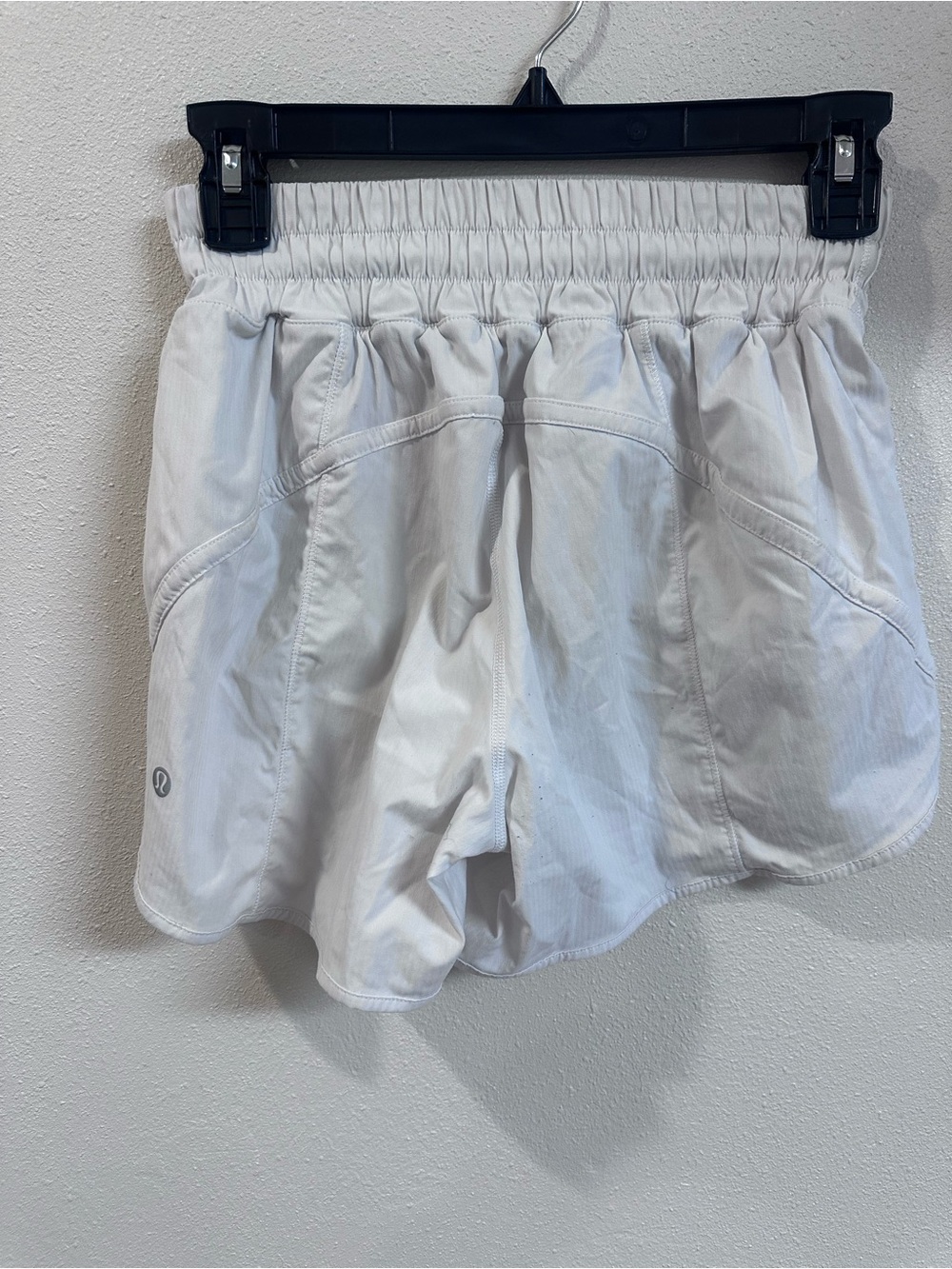 Lululemon Track That Short 5” Mid Rise Lined Size 4 🤍 White WHT 03294